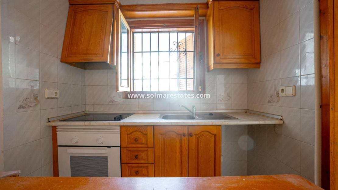 1 slaapkamer Appartement te koop in El Chaparral met zwembad - € 119.000 (Ref: 9789577)