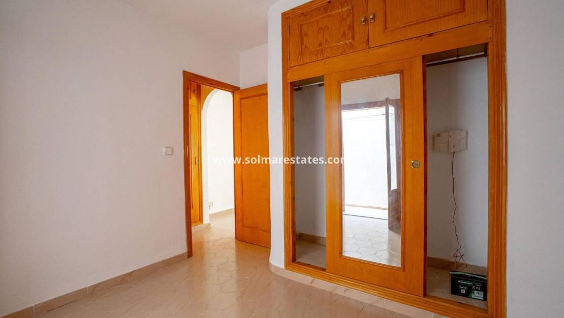 1 slaapkamer Appartement te koop in El Chaparral met zwembad - € 119.000 (Ref: 9789577)