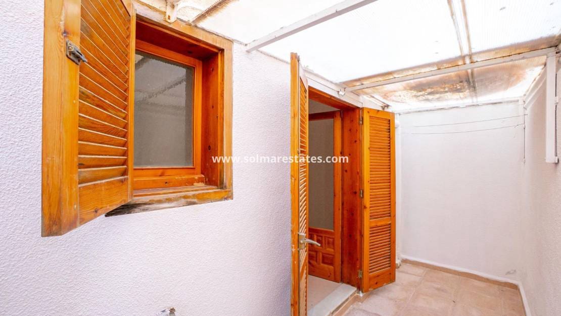 1 slaapkamer Appartement te koop in El Chaparral met zwembad - € 119.000 (Ref: 9789577)
