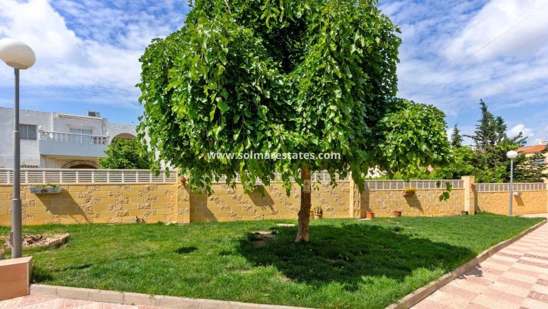 1 slaapkamer Appartement te koop in El Chaparral met zwembad - € 119.000 (Ref: 9789577)