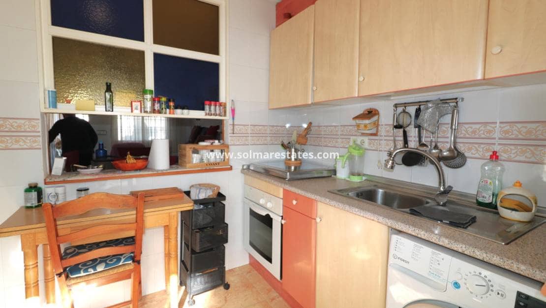 2 sovrum Bungalow till salu i Torrevieja med pool - 168 000 € (Ref: 9789579)