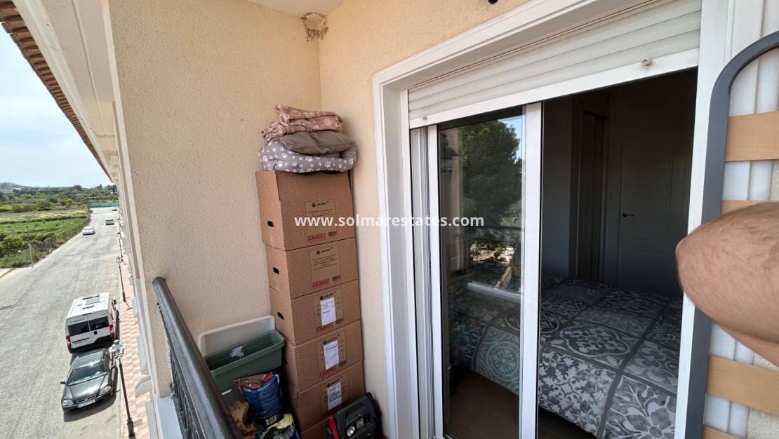 2 slaapkamer Appartement te koop in Jacarilla met zwembad - € 108.000 (Ref: 9789581)