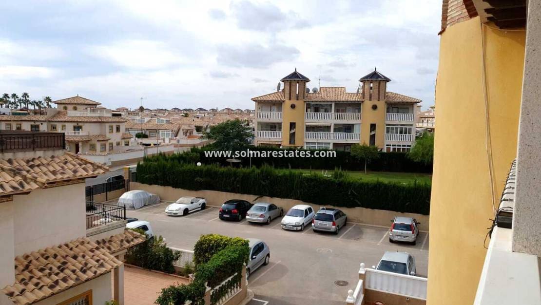 2 slaapkamer Appartement te koop in Cabo Roig met zwembad - € 165.000 (Ref: 9789582)