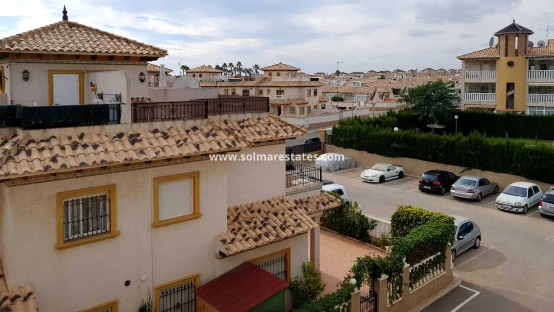 2 slaapkamer Appartement te koop in Cabo Roig met zwembad - € 165.000 (Ref: 9789582)