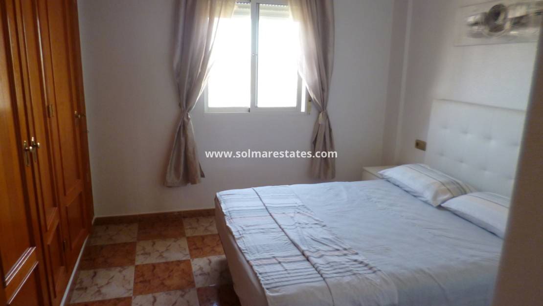 2 sypialnia Apartament na sprzedaż w Cabo Roig z basenem - 165 000 € (Ref: 9789582)