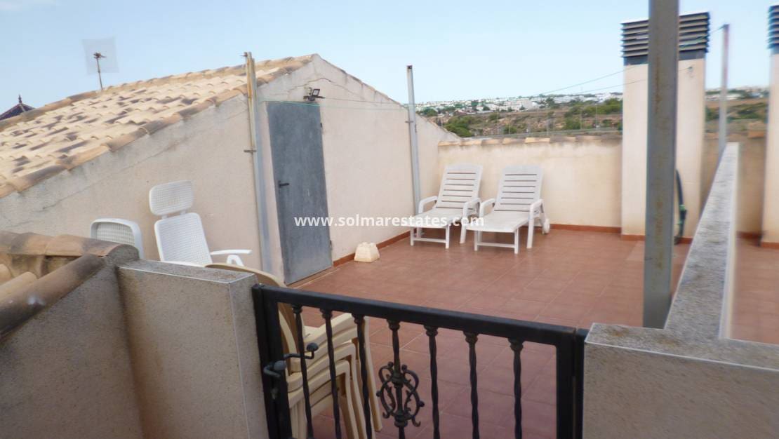 2 sypialnia Apartament na sprzedaż w Cabo Roig z basenem - 165 000 € (Ref: 9789582)