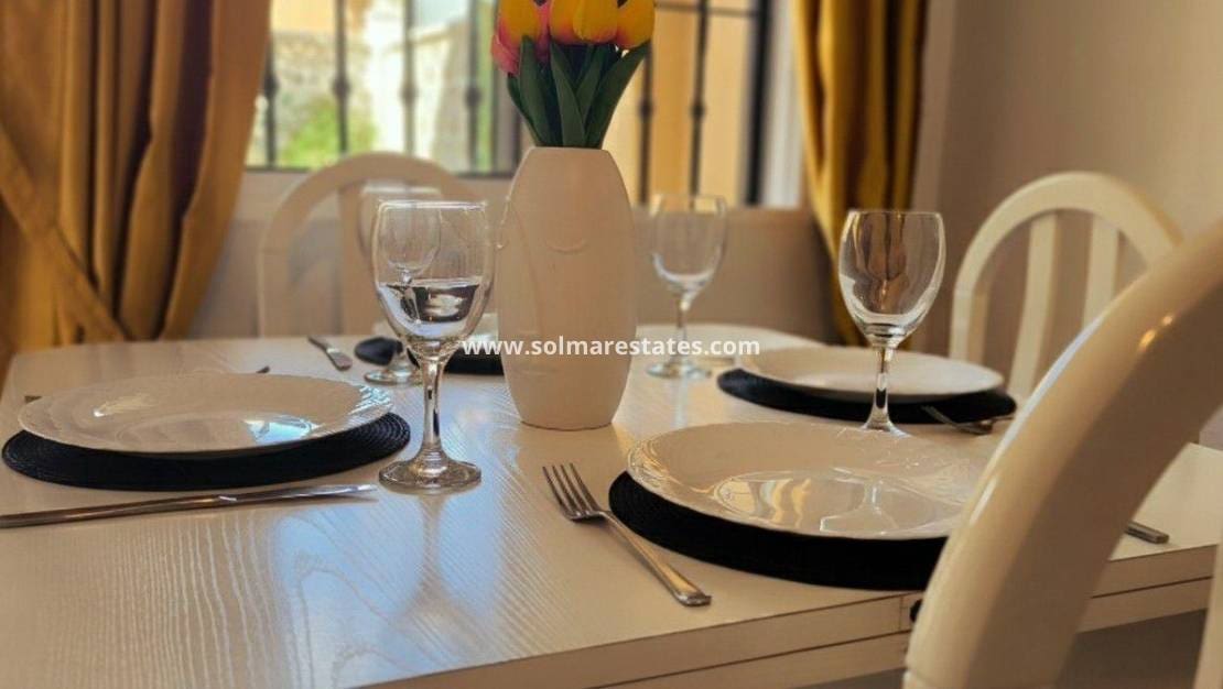 2 slaapkamer Appartement te koop in Paraje Natural met zwembad - € 124.990 (Ref: 9789583)