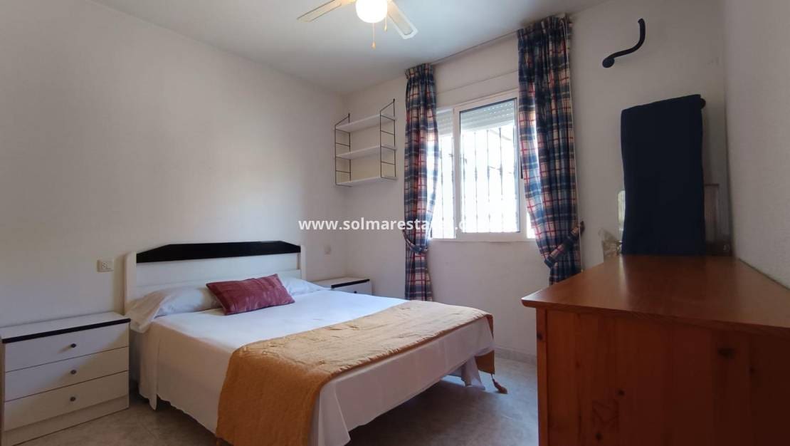 2 slaapkamer Appartement te koop in Paraje Natural met zwembad - € 124.990 (Ref: 9789583)