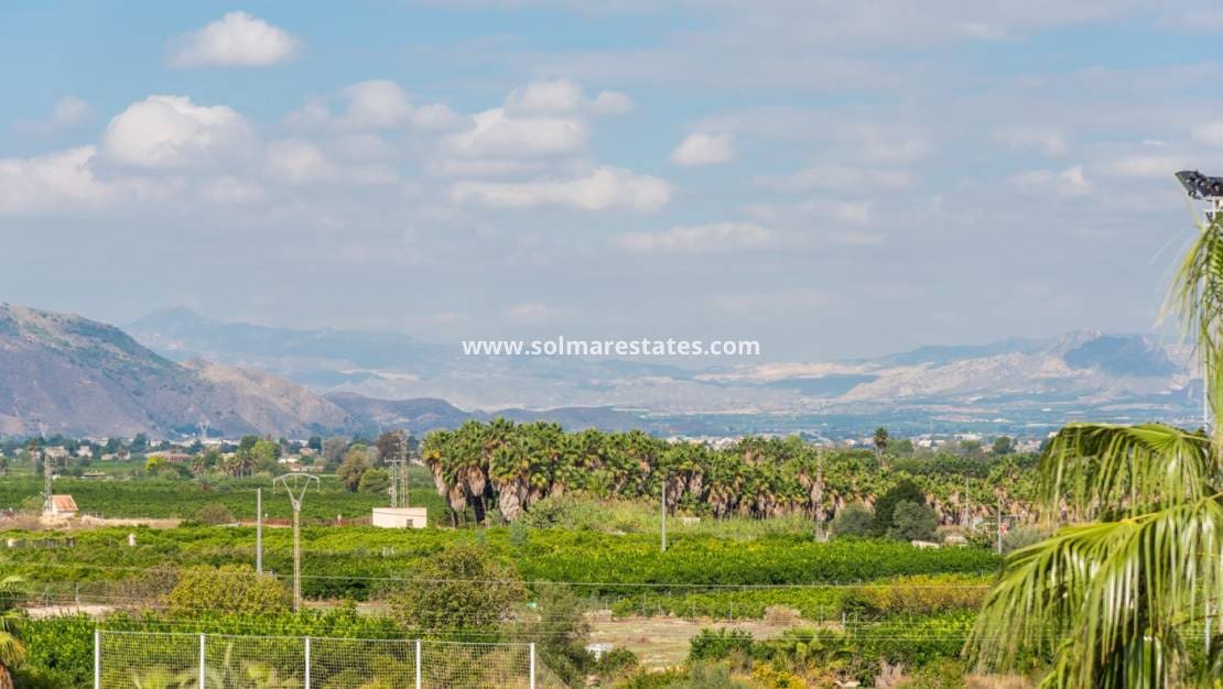 4 makuuhuone Huoneisto myytävänä paikassa Jacarilla mukana uima-altaan - 145 000 € (Ref: 9789586)