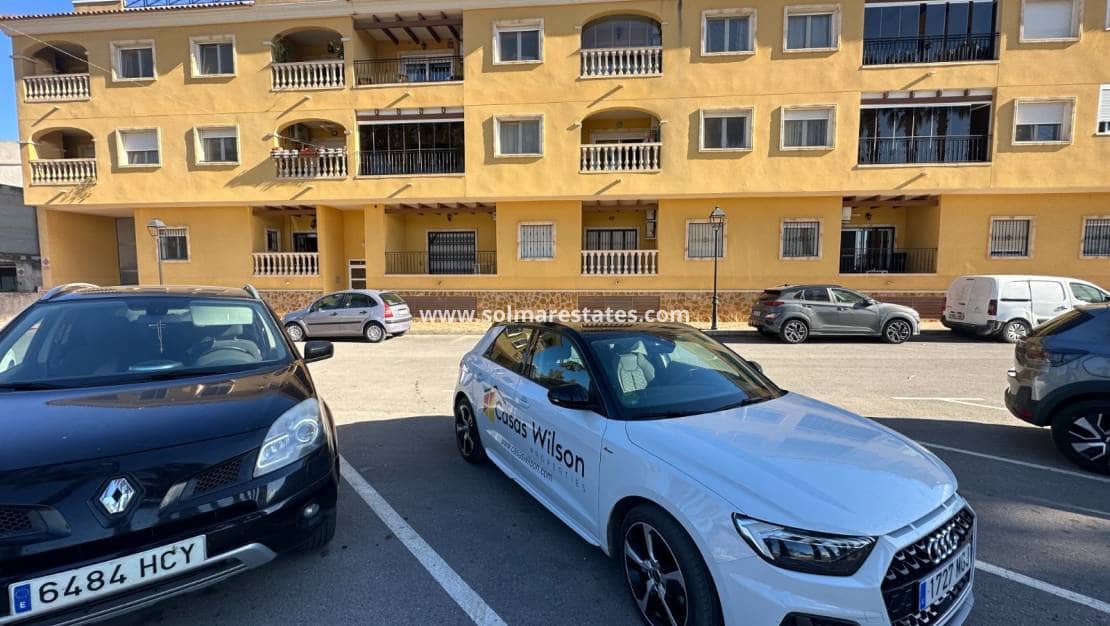 4 makuuhuone Huoneisto myytävänä paikassa Jacarilla mukana uima-altaan - 145 000 € (Ref: 9789586)