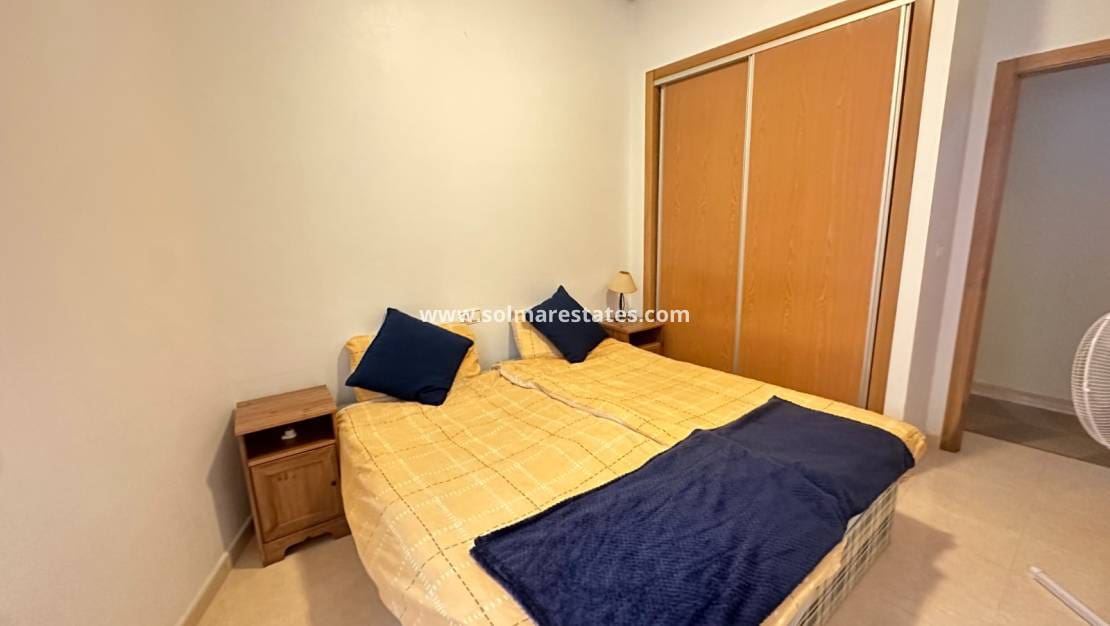 4 makuuhuone Huoneisto myytävänä paikassa Jacarilla mukana uima-altaan - 145 000 € (Ref: 9789586)