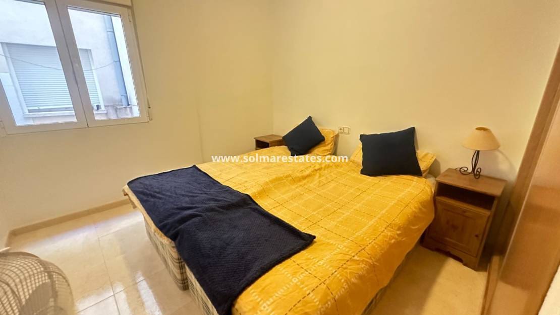 4 makuuhuone Huoneisto myytävänä paikassa Jacarilla mukana uima-altaan - 145 000 € (Ref: 9789586)