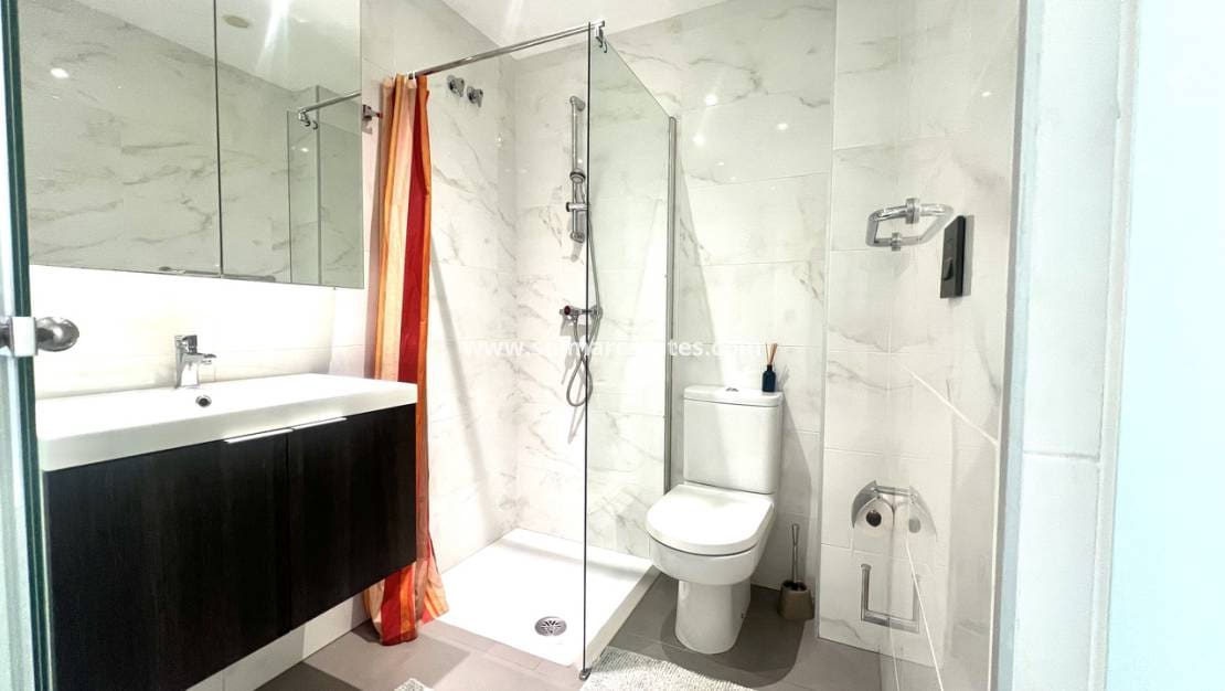 2 camera da letto Appartamento in vendita in La Zenia con piscina - 275.000 € (Rif: 9791296)