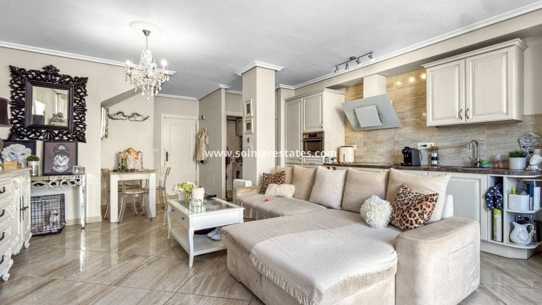 Casa de 2 habitaciones en La Florida en venta con piscina - 179.900 € (Ref: 9791297)