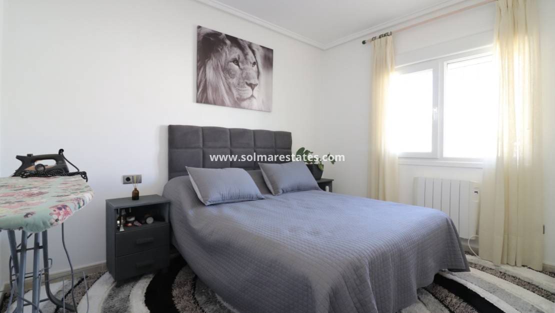 3 Zimmer Villa zu verkaufen in Ciudad Quesada mit Pool - 325.000 € (Ref: 9791298)