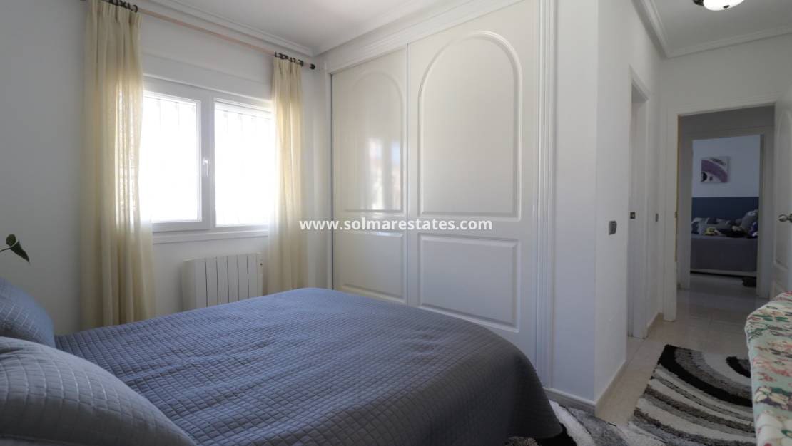 3 Zimmer Villa zu verkaufen in Ciudad Quesada mit Pool - 325.000 € (Ref: 9791298)