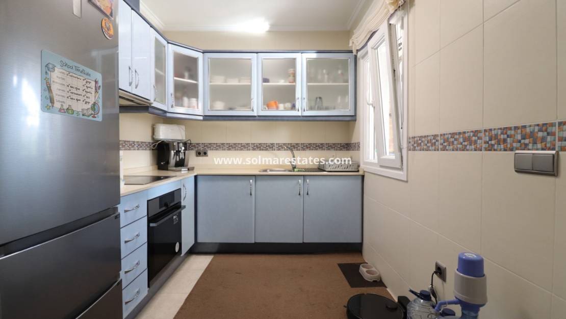 3 Zimmer Villa zu verkaufen in Ciudad Quesada mit Pool - 325.000 € (Ref: 9791298)