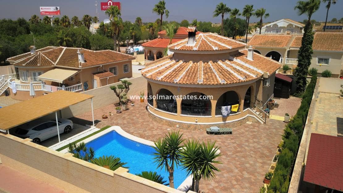 3 Zimmer Villa zu verkaufen in Ciudad Quesada mit Pool - 325.000 € (Ref: 9791298)