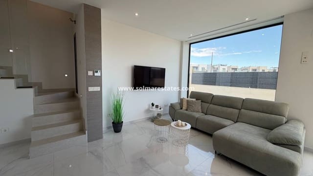 3 sypialnia Willa na sprzedaż w Doña Pepa, Rojales z basenem - 399 900 € (Ref: 9793452)