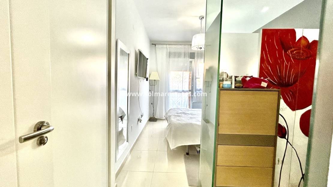 2 chambre Appartement à vendre à Orihuela Costa avec piscine - 240 000 € (Ref: 9793453)