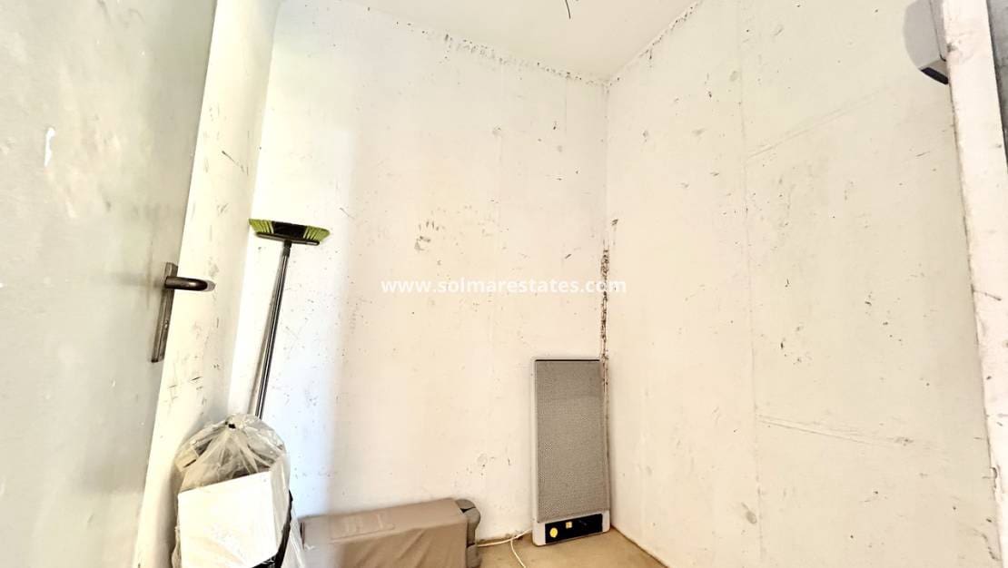2 slaapkamer Appartement te koop in Villamartin met zwembad - € 165.000 (Ref: 9793454)