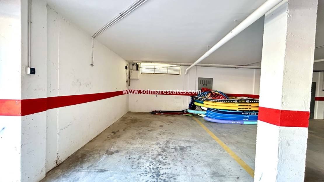 2 slaapkamer Appartement te koop in Villamartin met zwembad - € 165.000 (Ref: 9793454)