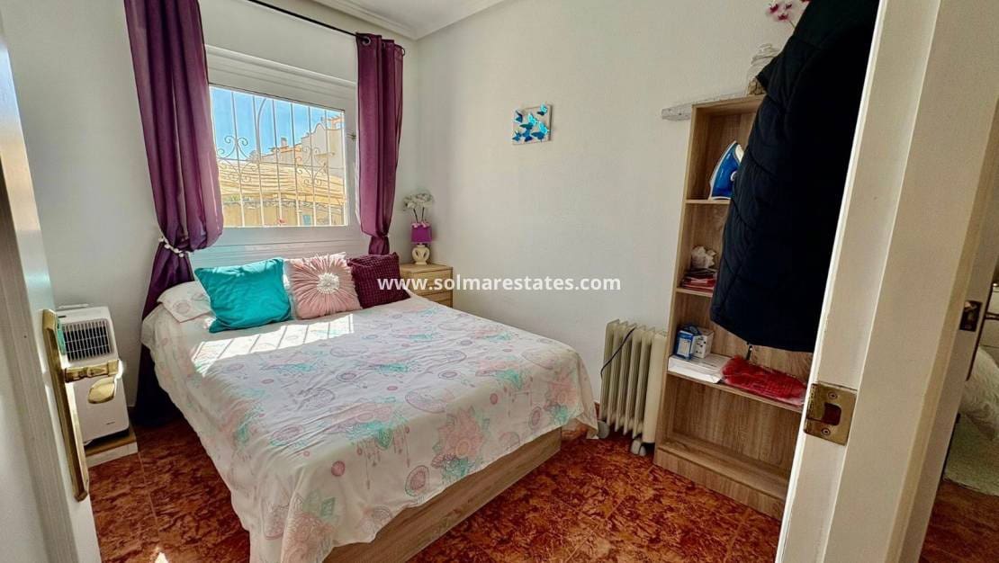 Casa de 3 habitaciones en La Florida en venta con piscina - 229.950 € (Ref: 9795012)