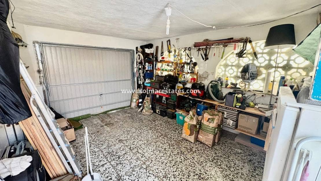 Casa de 3 habitaciones en La Florida en venta con piscina - 229.950 € (Ref: 9795012)