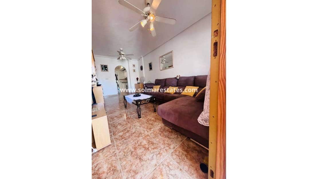 2 soverom Leilighet til salgs i Orihuela Costa med svømmebasseng - € 149 950 (Ref: 9799922)