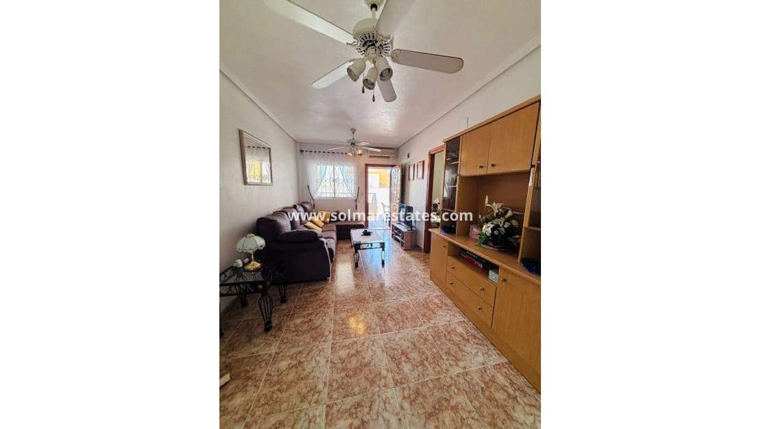 2 soverom Leilighet til salgs i Orihuela Costa med svømmebasseng - € 149 950 (Ref: 9799922)