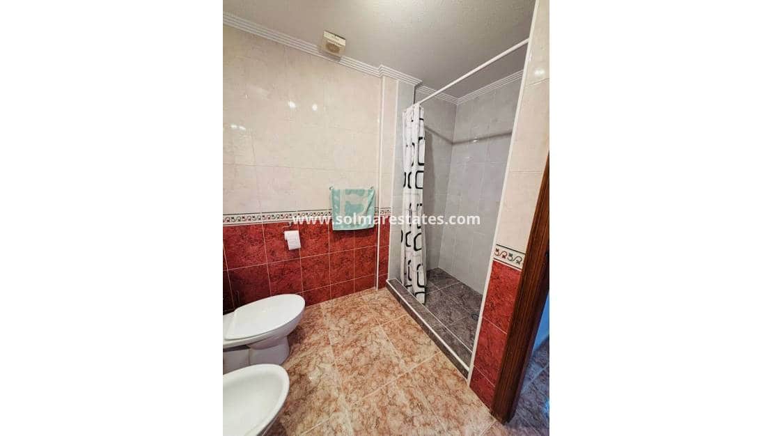 2 soverom Leilighet til salgs i Orihuela Costa med svømmebasseng - € 149 950 (Ref: 9799922)