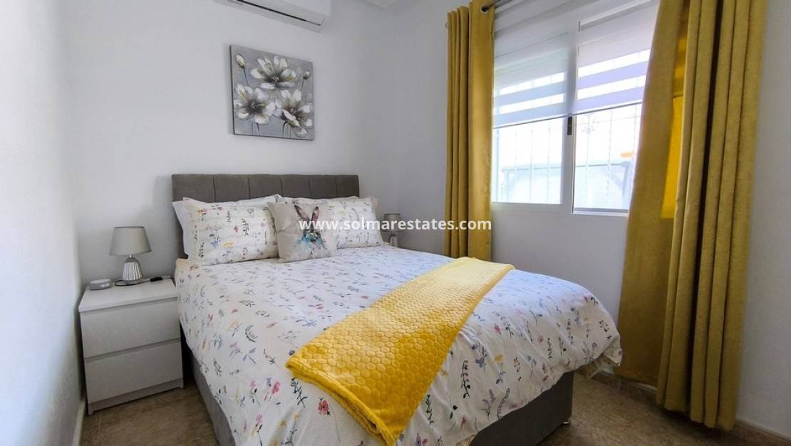 3 bedroom Villa for sale in Lo Crispin with pool - € 225,000 (Ref: 9799968)