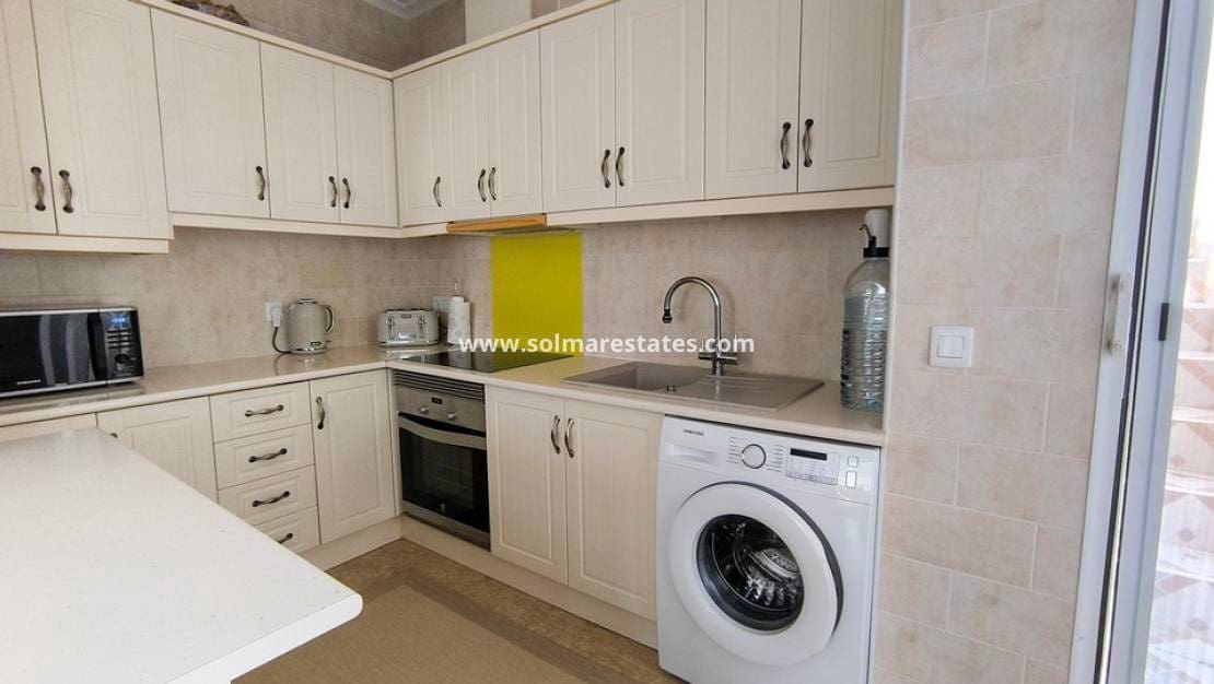 3 bedroom Villa for sale in Lo Crispin with pool - € 225,000 (Ref: 9799968)