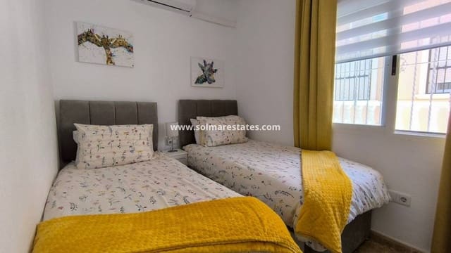 3 bedroom Villa for sale in Lo Crispin, Algorfa with pool - € 225,000 (Ref: 9799968)