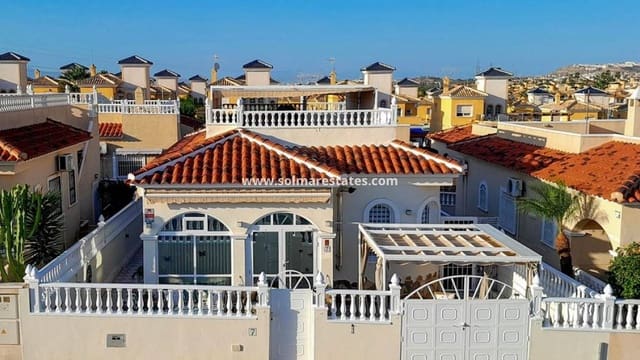 3 bedroom Villa for sale in Lo Crispin, Algorfa with pool - € 225,000 (Ref: 9799968)