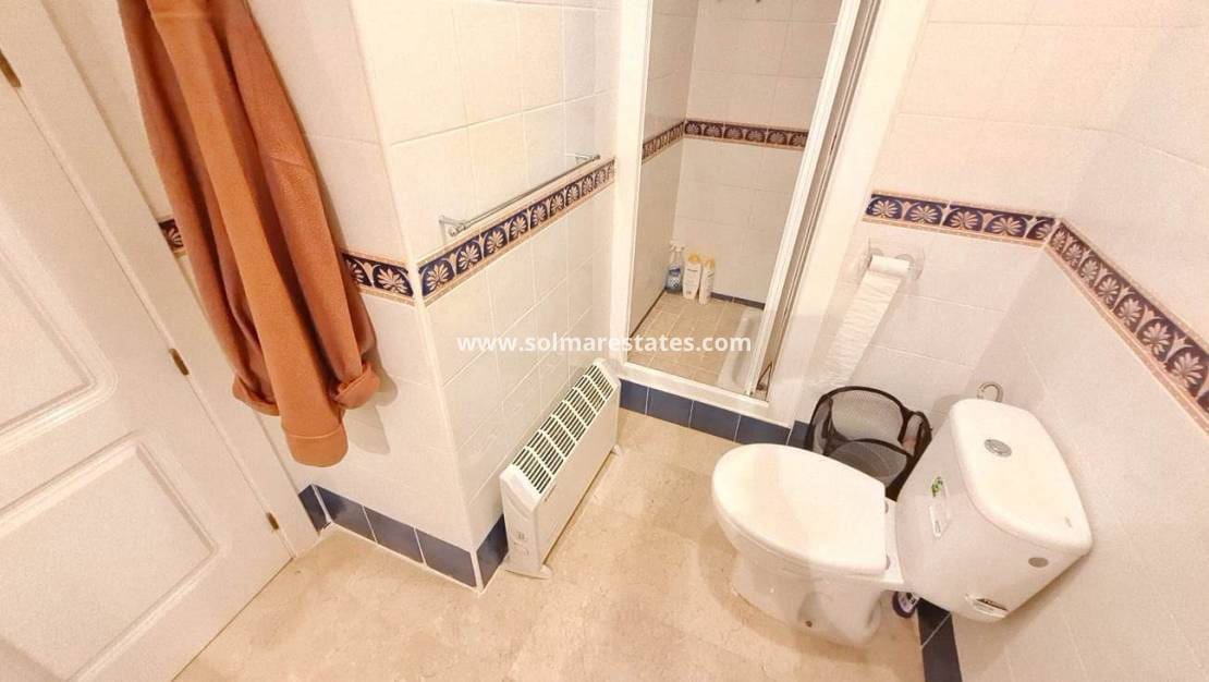 2 quarto Apartamento para venda em Villamartin com piscina - 229 900 € (Ref: 9804825)