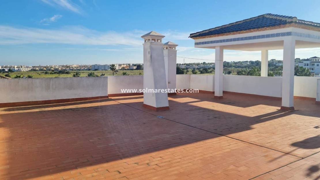 2 quarto Apartamento para venda em Villamartin com piscina - 229 900 € (Ref: 9804825)