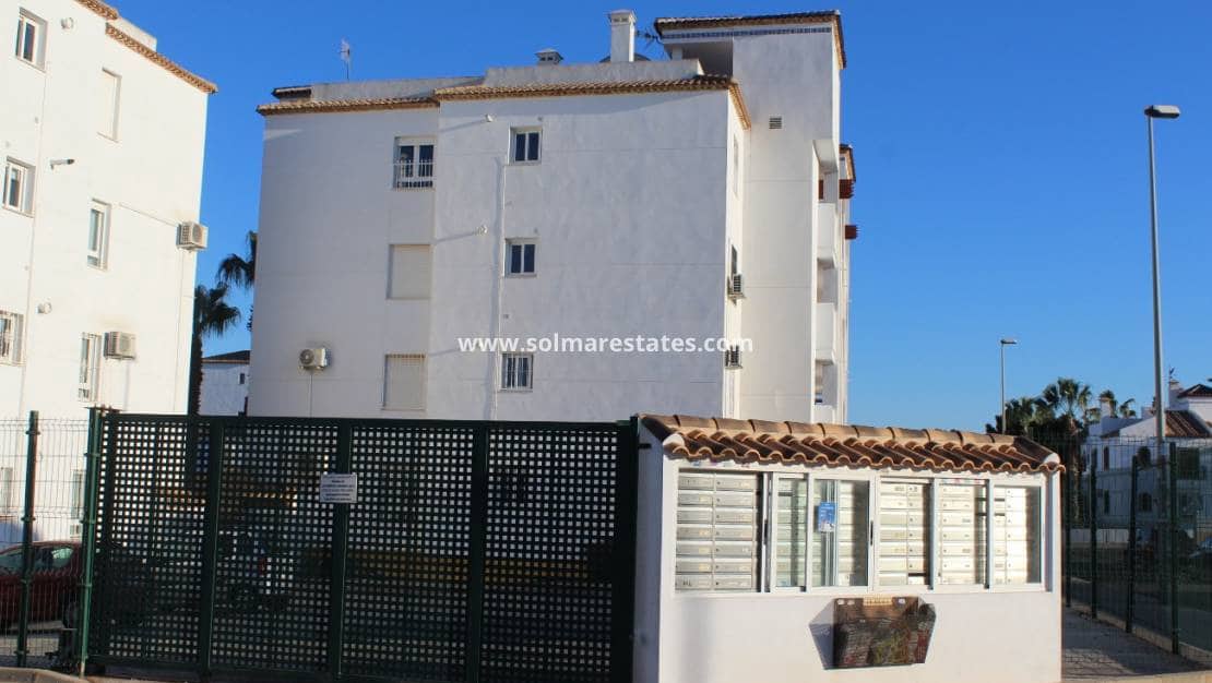 2 quarto Apartamento para venda em Villamartin com piscina - 229 900 € (Ref: 9804825)