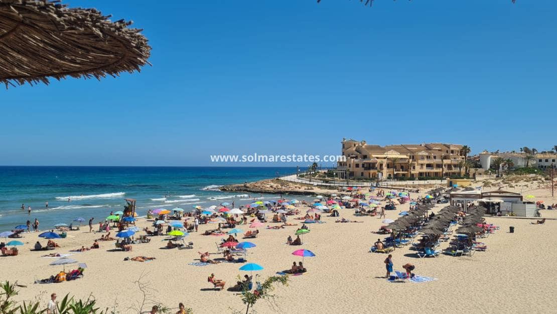 2 quarto Apartamento para venda em Villamartin com piscina - 229 900 € (Ref: 9804825)