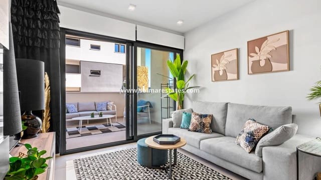 3 slaapkamer Appartement te koop in Playa Flamenca, Orihuela met zwembad - € 589.900 (Ref: 9805407)