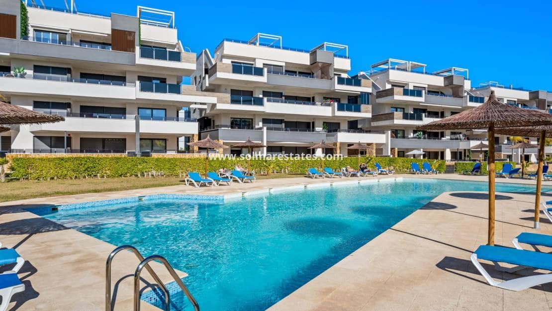 3 slaapkamer Appartement te koop in Playa Flamenca met zwembad - € 589.900 (Ref: 9805407)