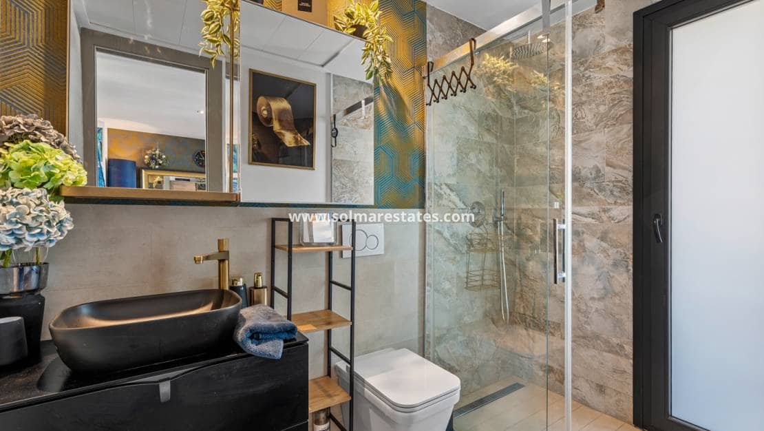 3 sypialnia Apartament na sprzedaż w Villamartin z basenem - 639 000 € (Ref: 9805408)