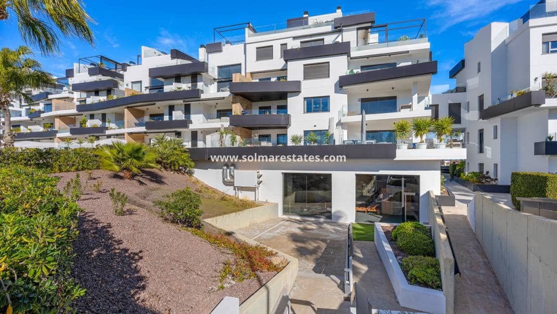 3 sypialnia Apartament na sprzedaż w Villamartin z basenem - 639 000 € (Ref: 9805408)