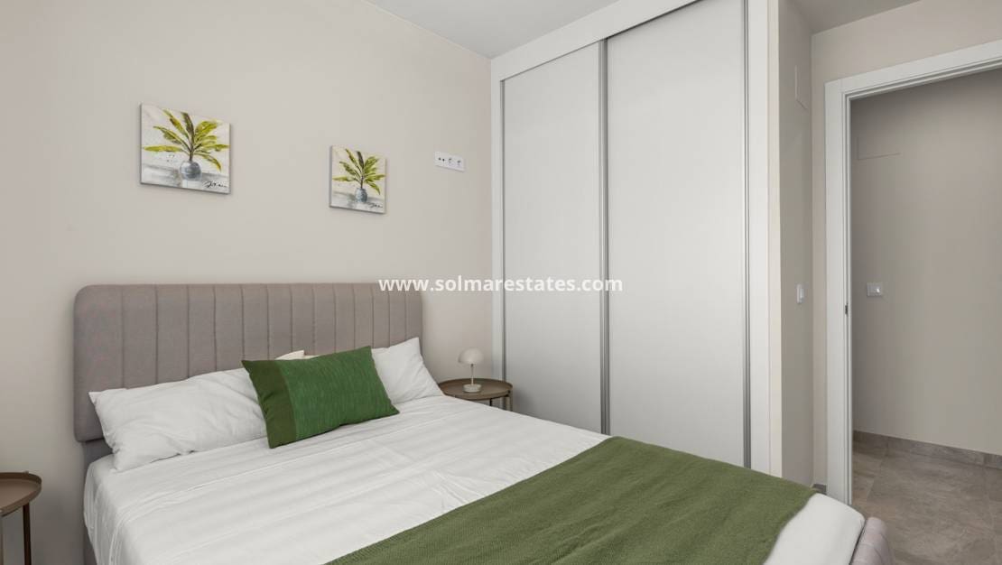 2 chambre Appartement à vendre à Villamartin avec piscine - 265 000 € (Ref: 9805409)