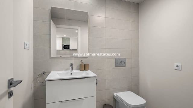 2 chambre Appartement à vendre à Villamartin, Orihuela avec piscine - 265 000 € (Ref: 9805409)