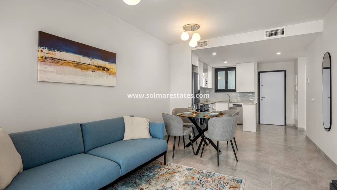2 chambre Appartement à vendre à Villamartin avec piscine - 265 000 € (Ref: 9805409)