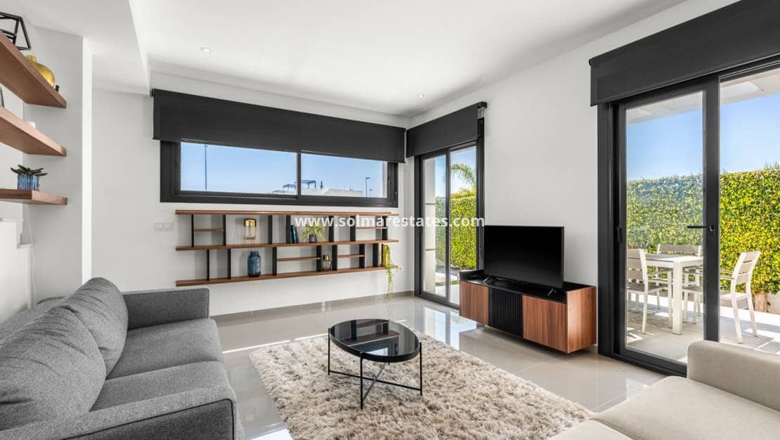 3 quarto Moradia para venda em Ciudad Quesada com piscina - 499 000 € (Ref: 9805410)