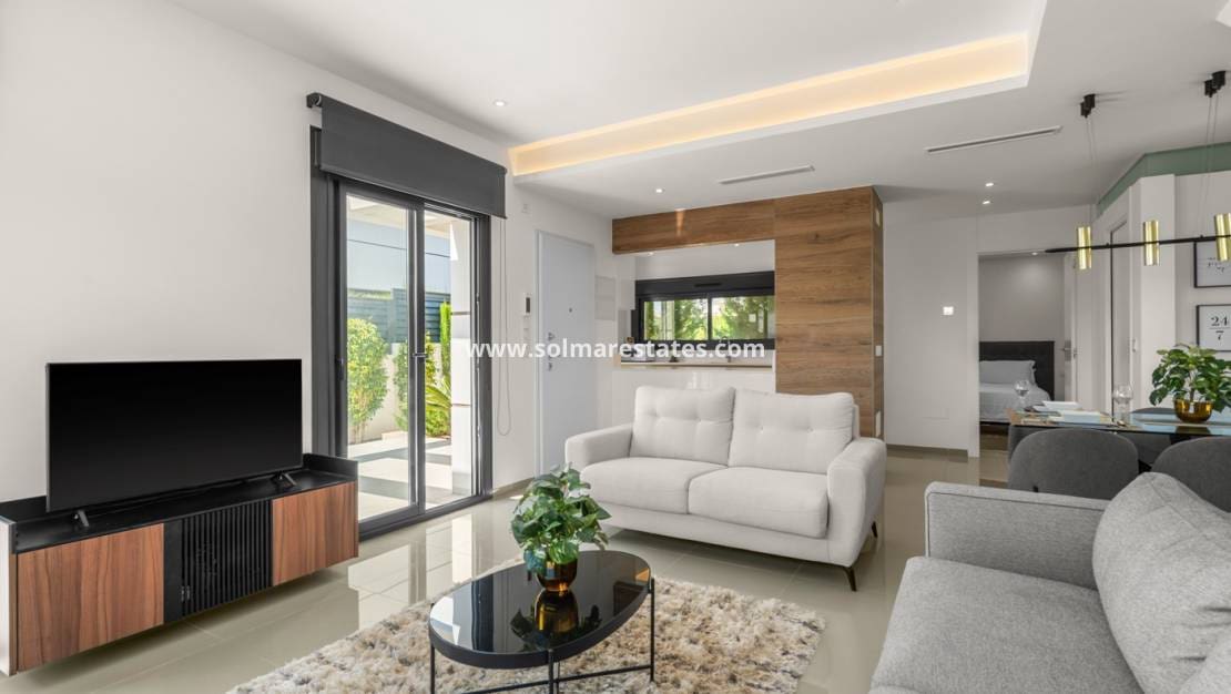 3 quarto Moradia para venda em Ciudad Quesada com piscina - 499 000 € (Ref: 9805410)