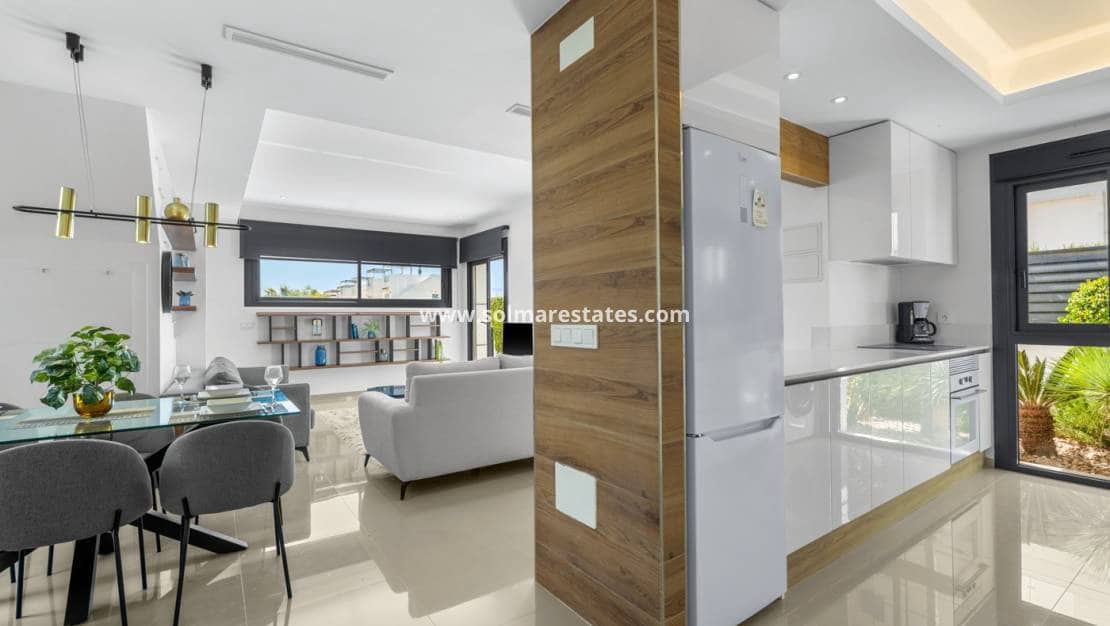 3 quarto Moradia para venda em Ciudad Quesada com piscina - 499 000 € (Ref: 9805410)