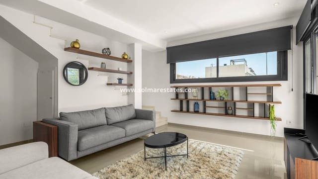 3 quarto Moradia para venda em Ciudad Quesada, Rojales com piscina - 499 000 € (Ref: 9805410)
